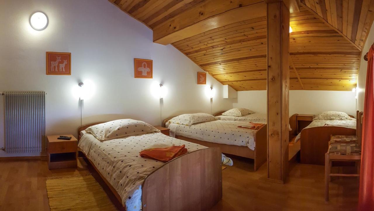 Rooms With Shared Kitchen Zver, Great For Hikers Hudajuzna Екстериор снимка